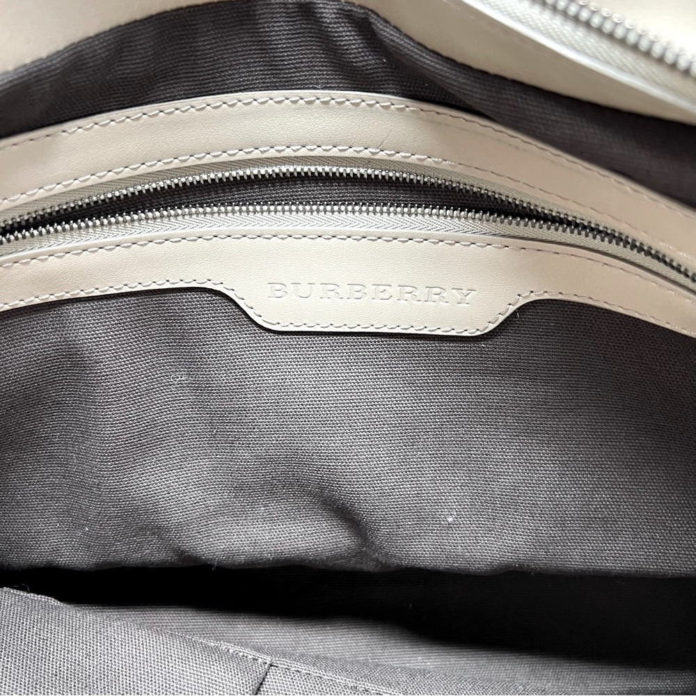 BURBERRY Canterbury Smoked Check Tote Bag Grey - Picture 9 of 10
